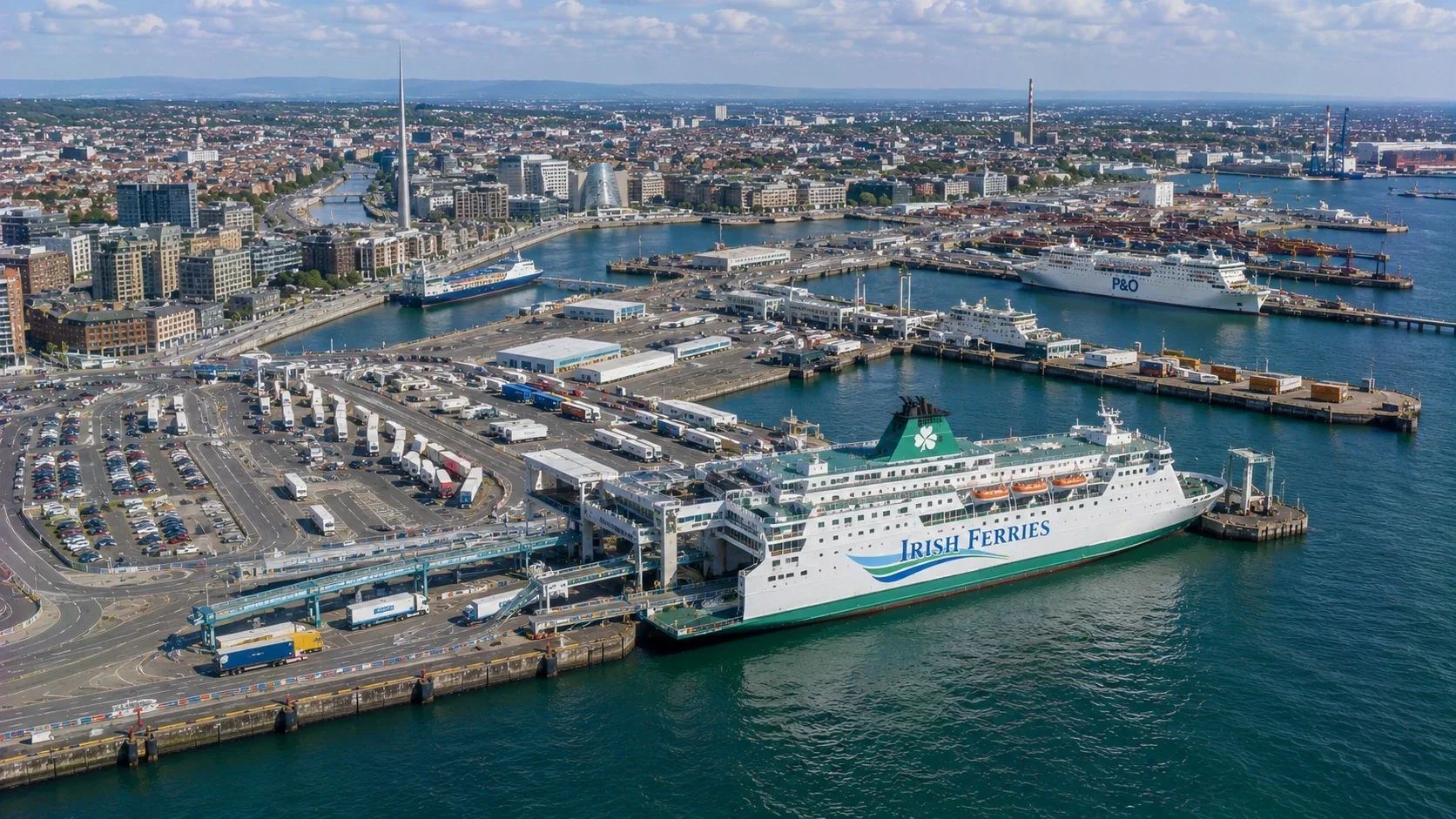 İrlanda'daki Dublin feribot limanı
