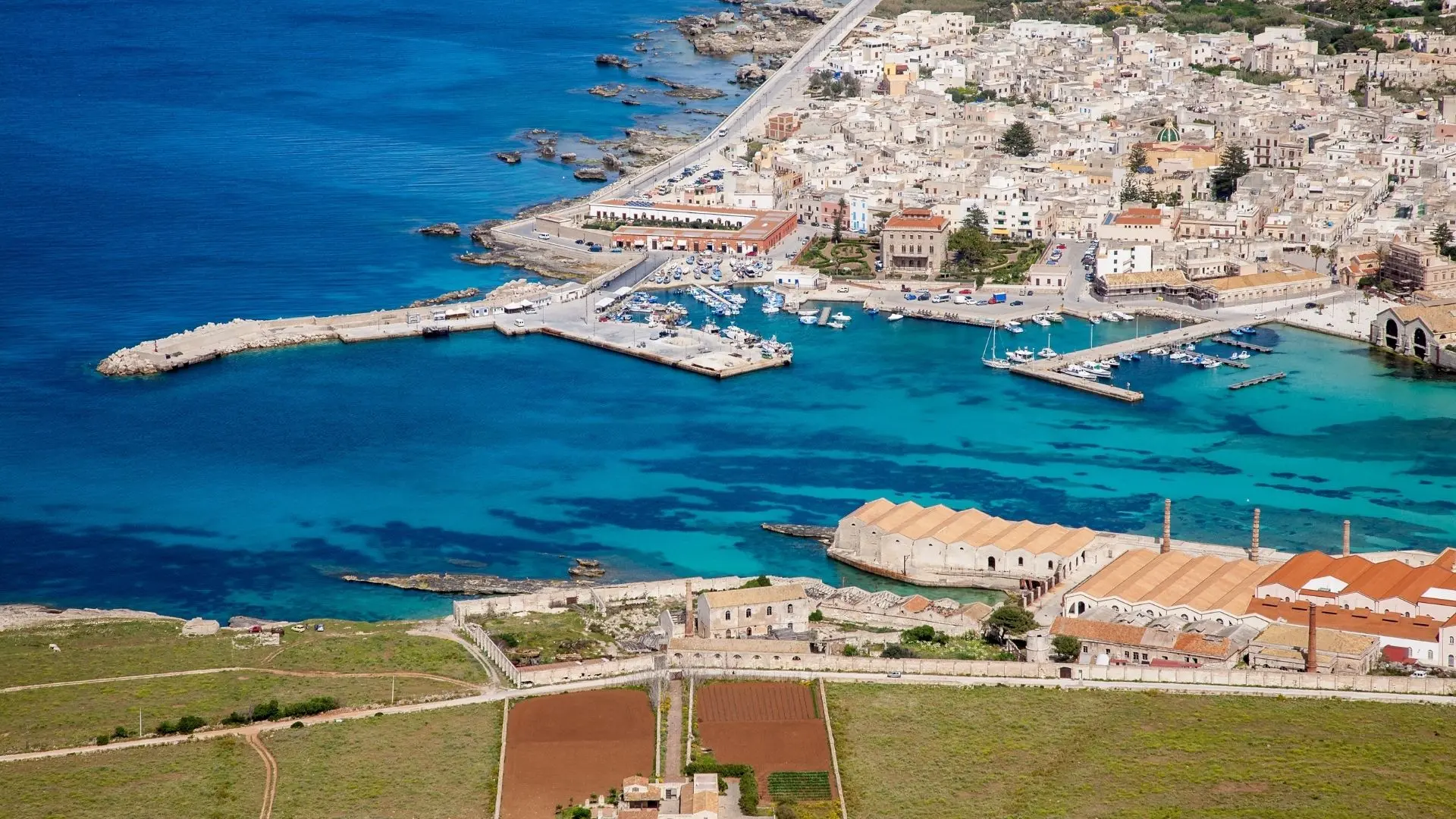 Favignana Feribot İskelesi