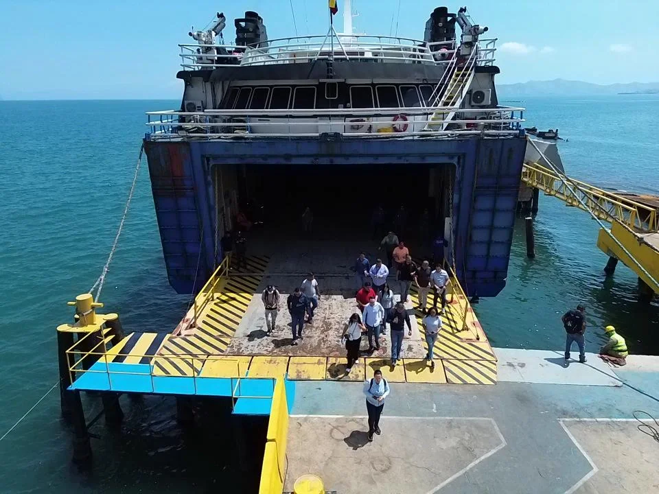 Linosa Feribot İskelesi
