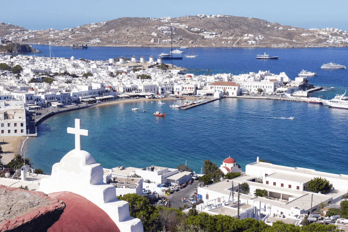 Mikonos Yeni Limanı (Tourlos)