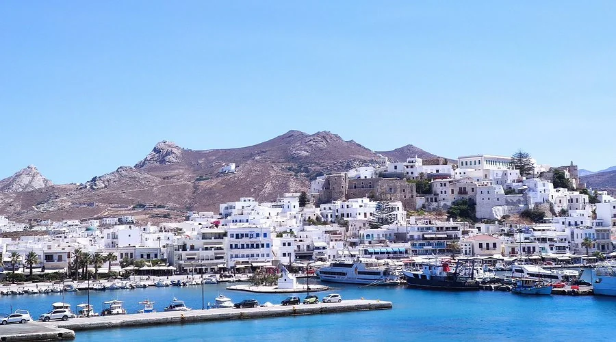 Naxos (Chora) Feribot İskelesi
