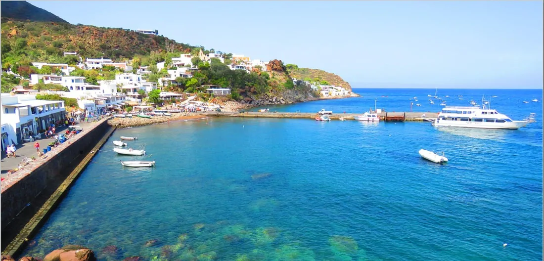Panarea Feribot İskelesi