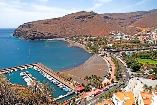 San Sebastián limanı La Gomera