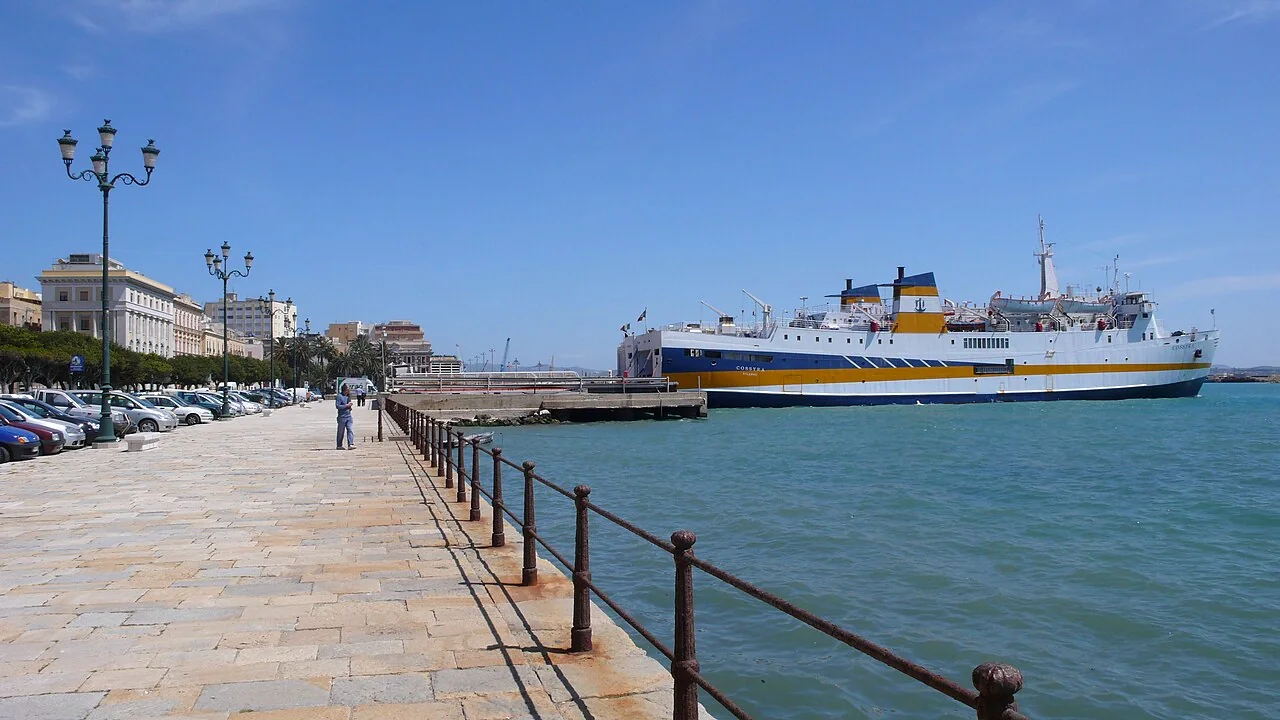 Trapani Feribotu ve Deniz Otobüsü Limanı