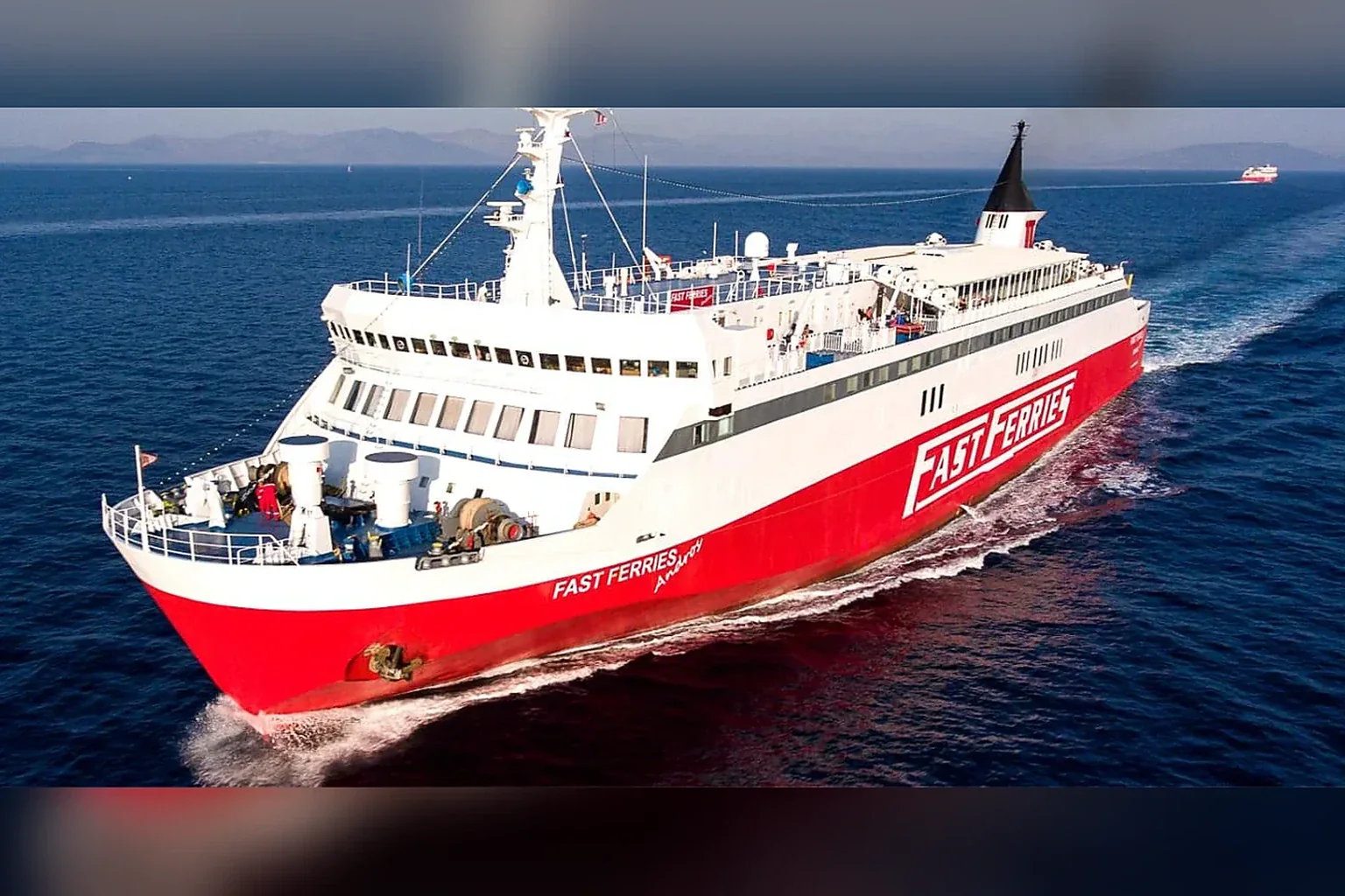 Ege'de Hızlı Feribot yolcu ve araç feribot seferleri