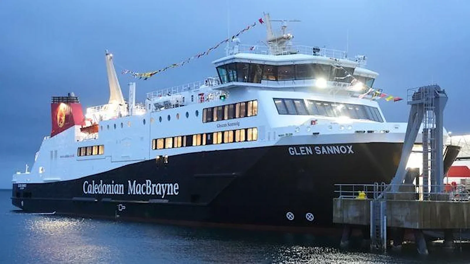 CalMac yolcu ve araç feribotu