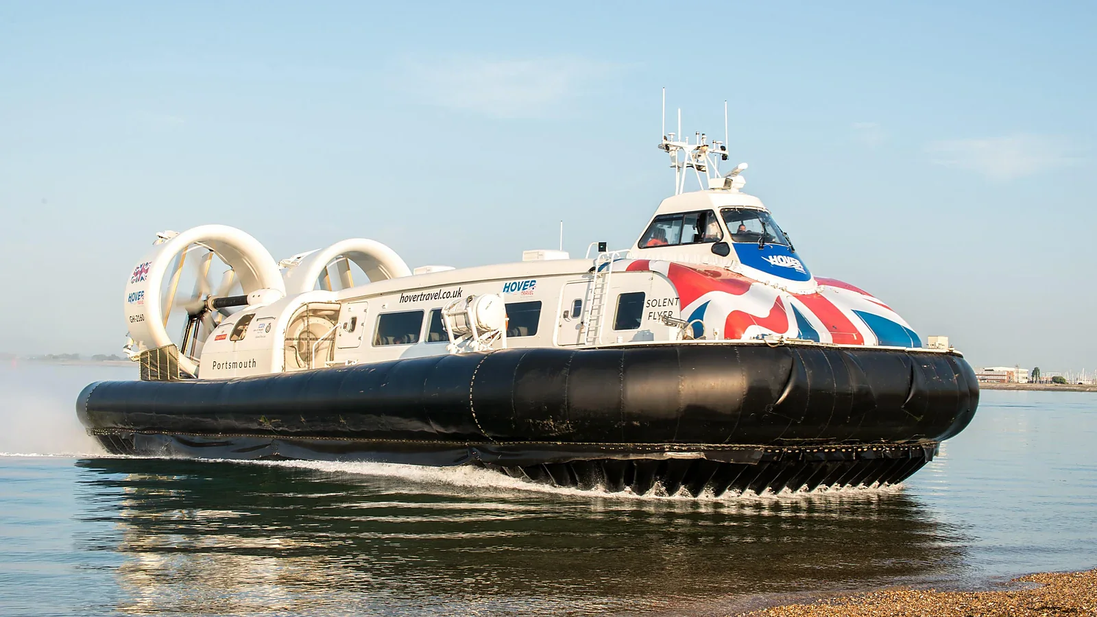Hovertravel feribotu