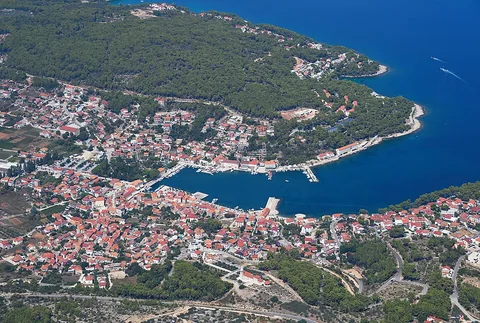 Jelsa, Hırvatistan manzarası