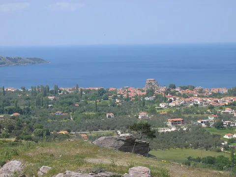 Petra (Lesvos), Yunanistan manzarası