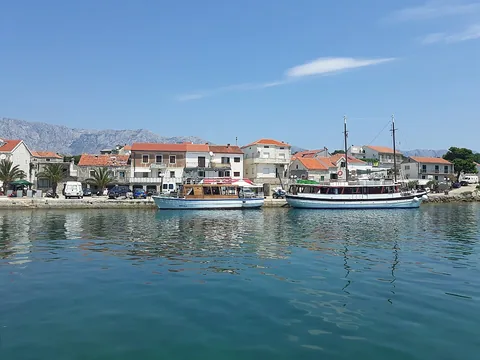 Sucuraj, Hırvatistan manzarası