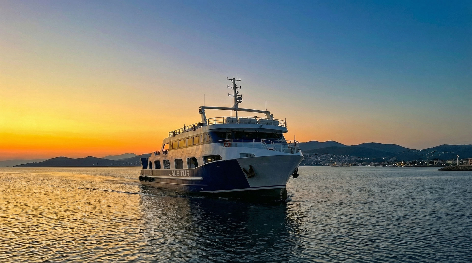 Jale Turizm — Jale Turizm feribotu